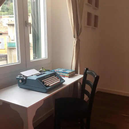 Joivy Stylish In Centre Of Cernobbio