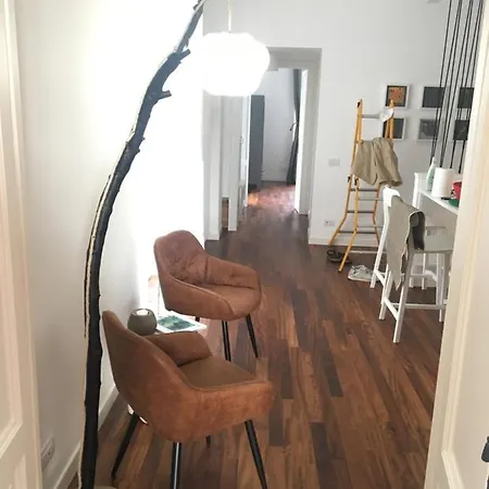 Joivy Stylish In Centre Of