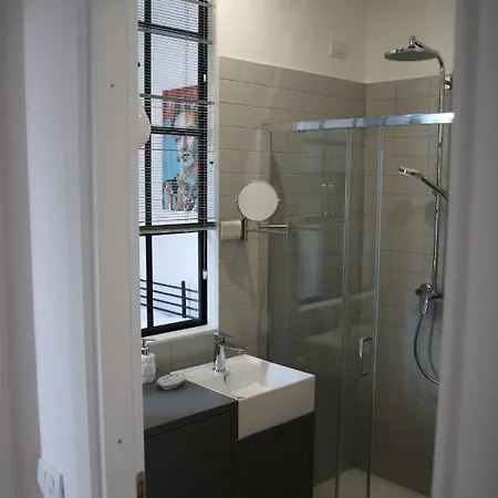 Joivy Stylish In Centre Of *