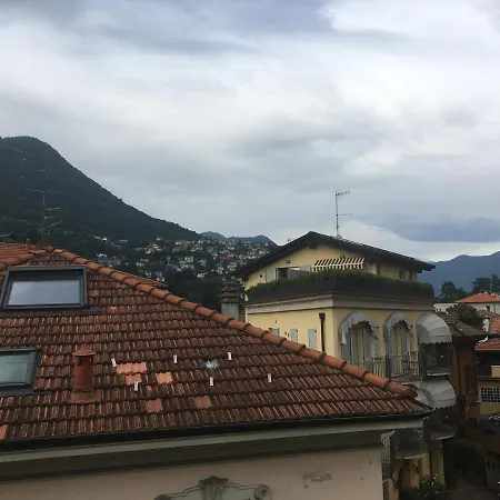 Joivy Stylish In Centre Of Cernobbio