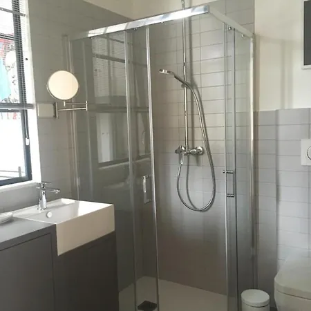 Joivy Stylish In Centre Of Cernobbio